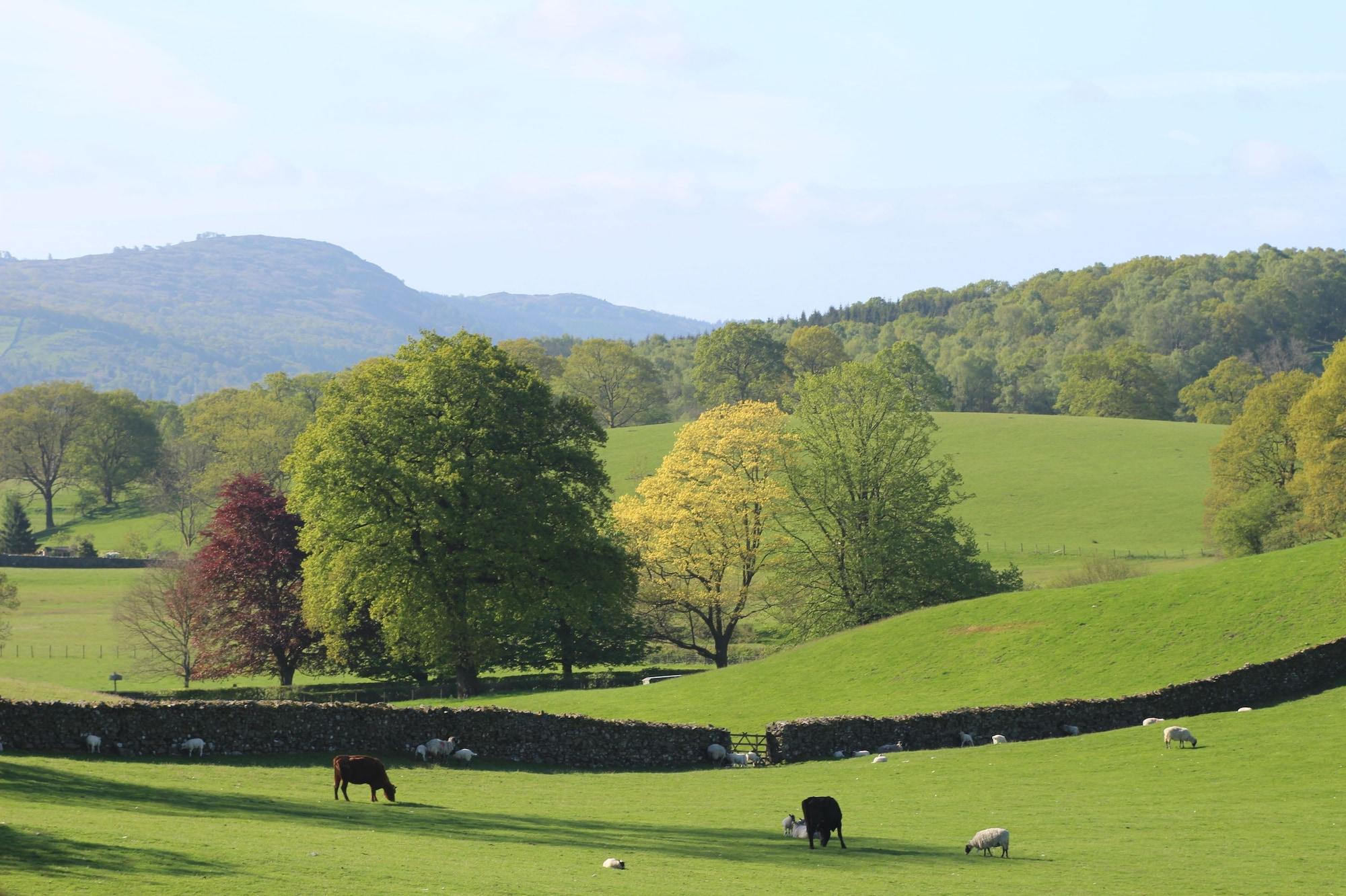 The Cuckoo Brow Inn Near Sawrey Екстериор снимка
